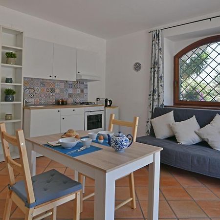 Villa Biddizza Acireale Eksteriør bilde